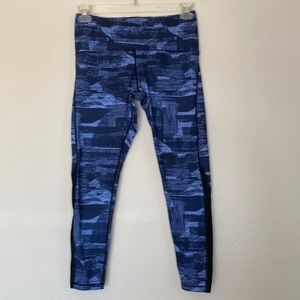 Lululemon leggings blue and black mesh Sz 8